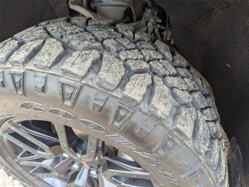 Used 2021 GMC Sierra 1500 Elevation image 10