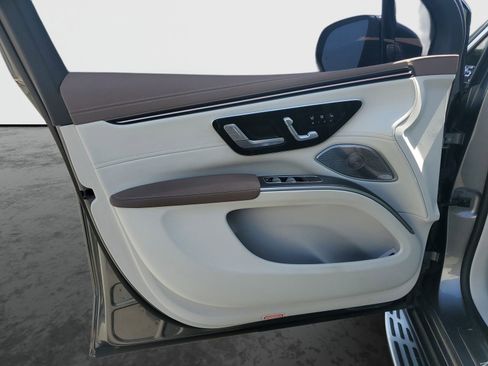 Used 2023 Mercedes-Benz EQS 450+ SUV image 20