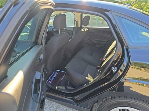 Used 2016 Ford Focus S image 23