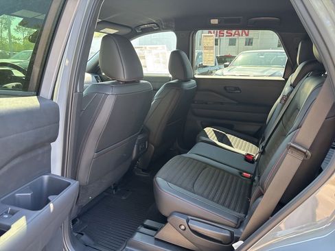New 2026 Nissan Pathfinder Rock Creek AWD/4WD image 15