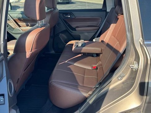 Used 2017 Subaru Forester 2.5i Touring image 17