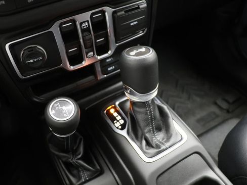 Used 2024 Jeep Wrangler Sahara w/ Technology Group image 28