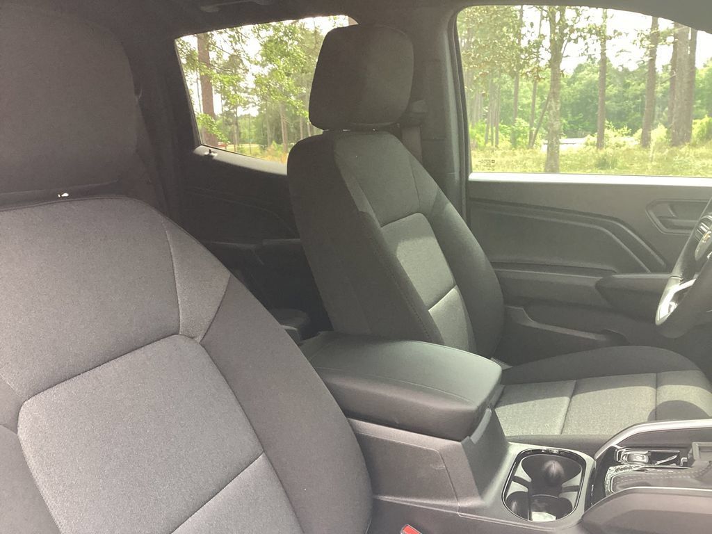 New 2026 Chevrolet Colorado W/T w/ WT Custom Package RWD image 21