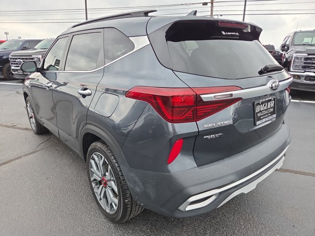 Used 2021 Kia Seltos SX w/ SX Sunroof Package AWD/4WD image 4