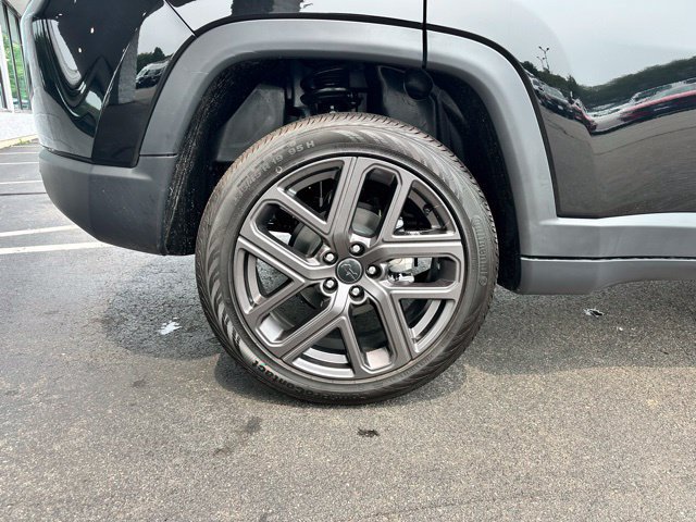 New 2025 Jeep Compass Limited w/ Sun & Sound Group AWD/4WD image 31