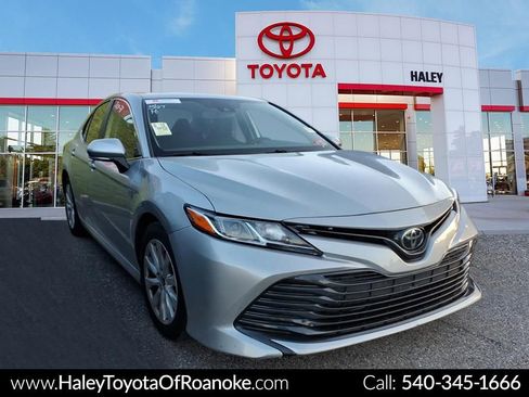 Used 2020 Toyota Camry LE w/ Convenience Package AWD/4WD image 1