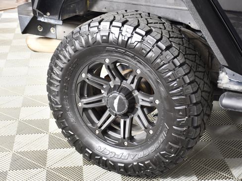 Used 2011 Jeep Wrangler Unlimited Sport AWD/4WD image 60