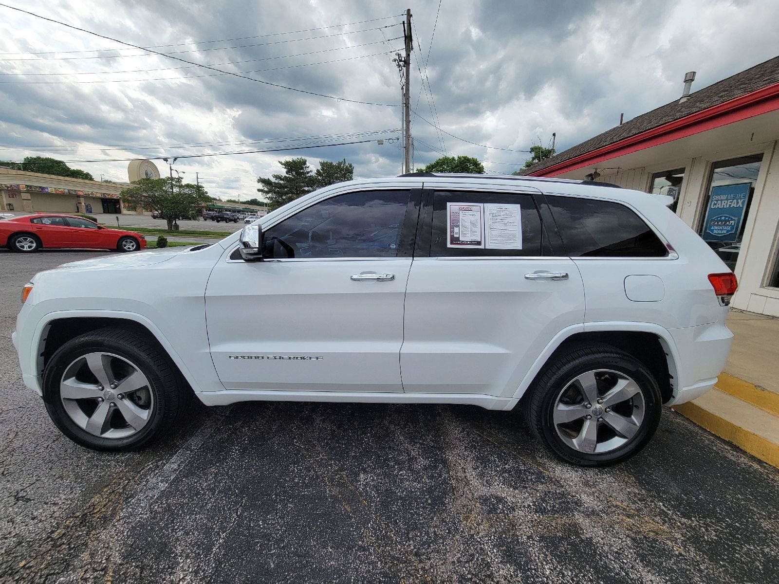 Used 2014 Jeep Grand Cherokee Overland AWD/4WD image 14