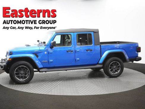 Used 2021 Jeep Gladiator Overland AWD/4WD image 38