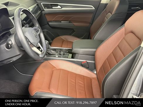 Used 2023 Volkswagen Atlas SEL Premium R-Line AWD/4WD image 17