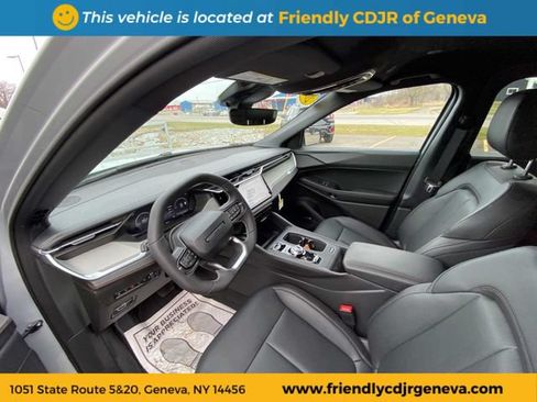Used 2026 Jeep Cherokee Limited AWD/4WD image 12