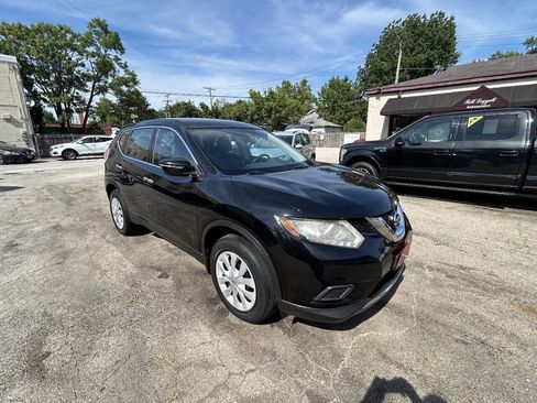 Used 2015 Nissan Rogue S AWD/4WD image 14