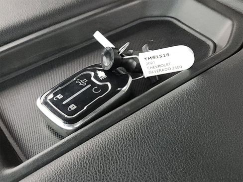 Used 2021 Chevrolet Silverado 2500 LT w/ Convenience Package image 25