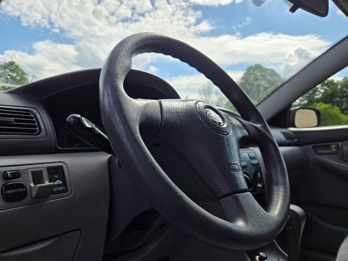 Used 2005 Toyota Corolla CE FWD image 20