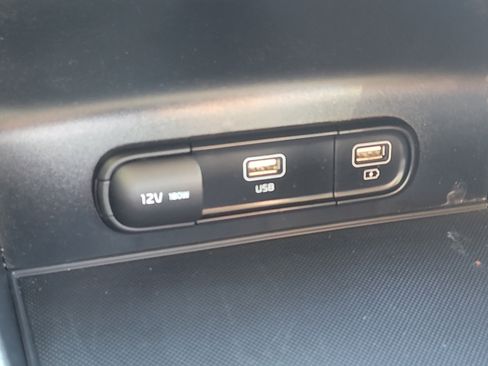 Used 2023 Kia K5 LXS image 24