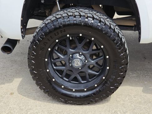 Used 2019 Toyota Tundra SR5 w/ SR5 Upgrade Package RWD image 10