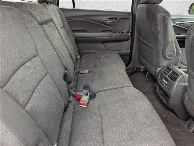 Used 2022 Honda Pilot Sport image 29