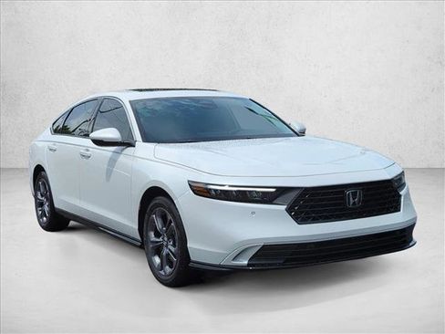 New 2025 Honda Accord EX-L image 7
