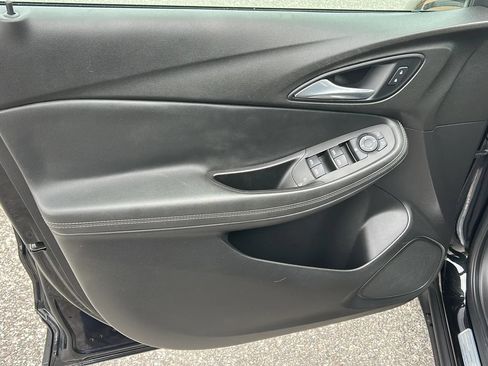 Used 2020 Buick Encore GX Select FWD image 9