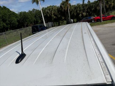 Used 2020 Nissan NV200 SV w/ Back Door Glass Package image 19