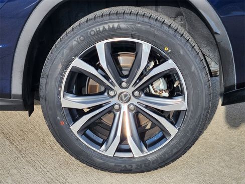 Used 2022 Lexus RX 350L FWD w/ Premium Package image 10