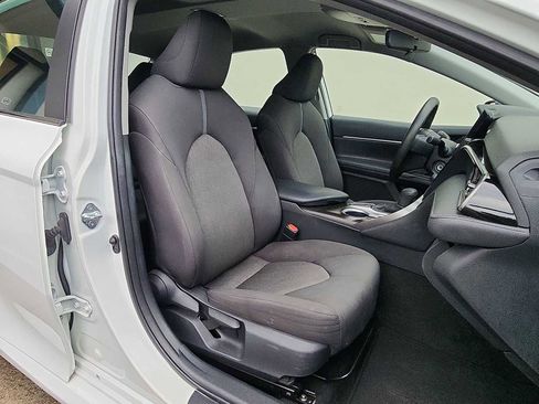 Used 2023 Toyota Camry LE image 25