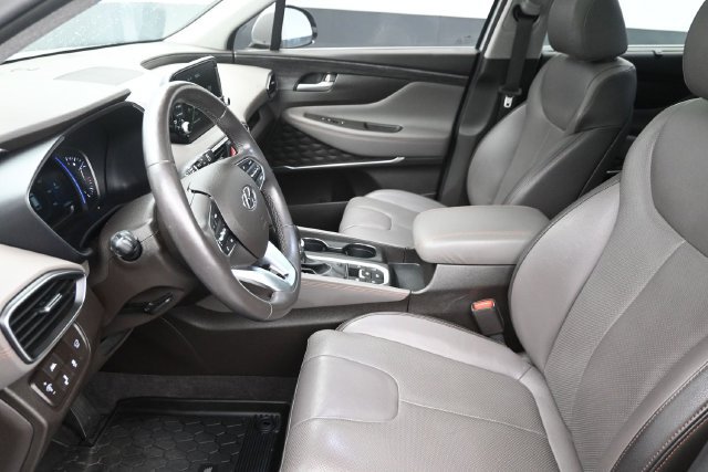 Used 2019 Hyundai Santa Fe FWD image 17