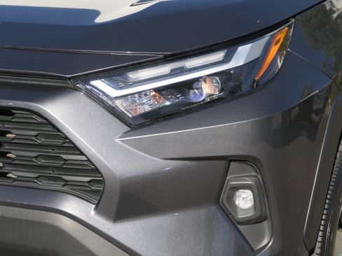 Used 2023 Toyota RAV4 XLE Premium FWD image 9