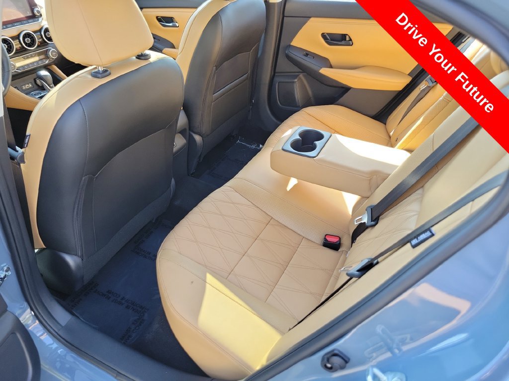 Used 2025 Nissan Sentra SV w/ SV Premium Package FWD image 27