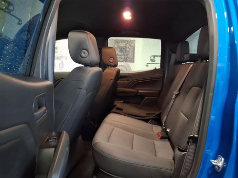 Used 2024 Chevrolet Colorado Trail Boss w/ LPO, Dark Essentials Package AWD/4WD image 18