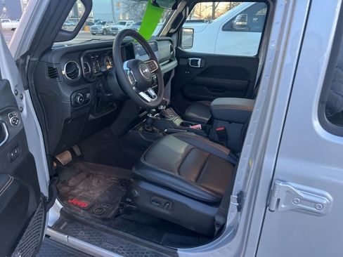 Used 2024 Jeep Wrangler Sahara w/ Dual Top Group image 4