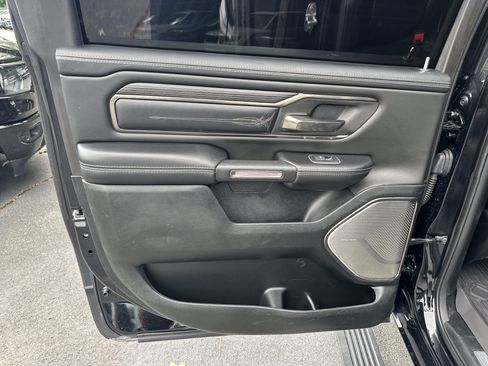 Certified 2020 RAM 1500 Limited w/ Black Appearance Package AWD/4WD image 25