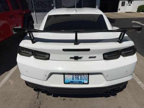 Used 2019 Chevrolet Camaro SS image 5