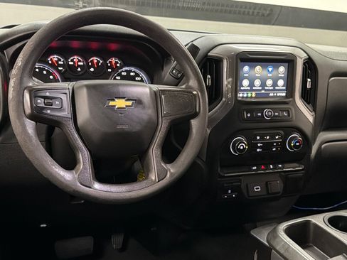 Used 2020 Chevrolet Silverado 1500 Custom w/ Custom Value Package RWD image 34