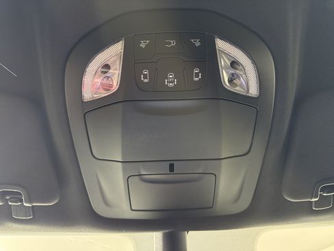New 2026 Chrysler Pacifica Select w/ S Appearance Package FWD image 24