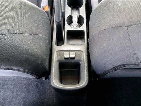 Used 2025 Nissan Versa S w/ Trunk Package image 14