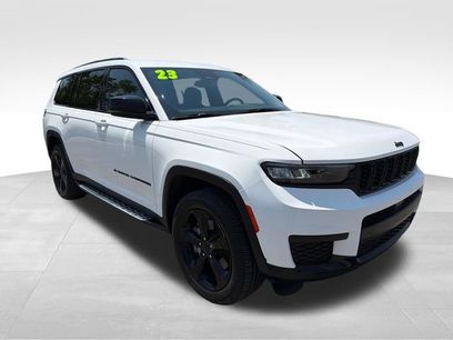 Used 2023 Jeep Grand Cherokee L Laredo