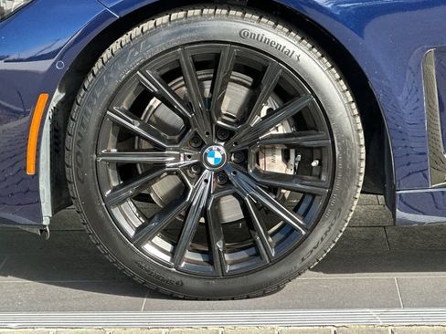 Used 2020 BMW 740i w/ M Sport Package RWD image 31
