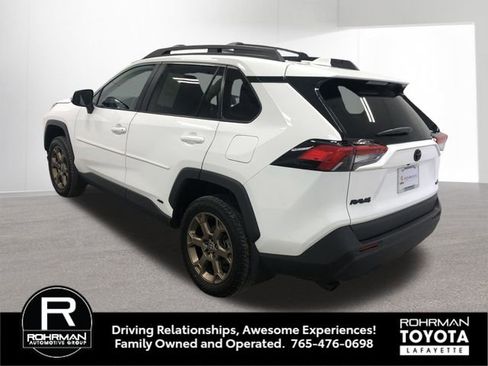 Used 2023 Toyota RAV4 AWD Hybrid image 4