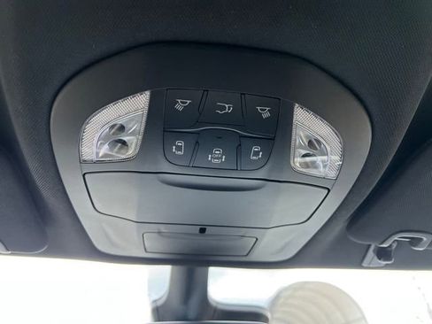 New 2026 Chrysler Pacifica Select image 22