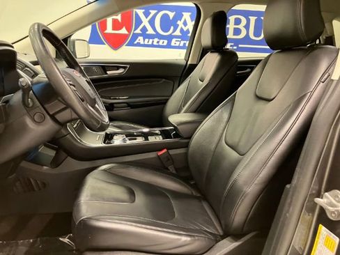 Used 2019 Ford Edge Titanium FWD image 47