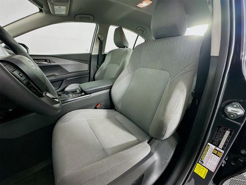 Certified 2025 Toyota Camry LE image 21