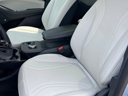 Used 2024 Ford Mustang Mach-E Premium image 12