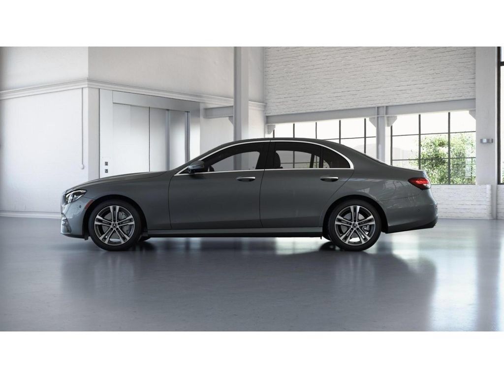 Used 2023 Mercedes-Benz E 350 4MATIC Sedan image 35