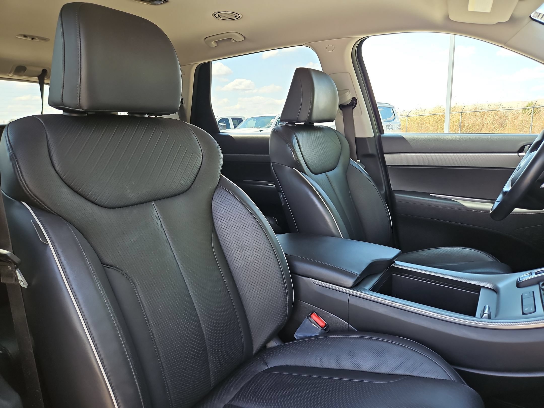 Used 2025 Hyundai Palisade SEL FWD image 30