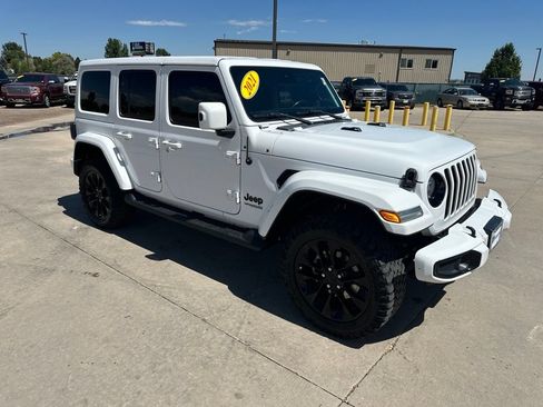 Used 2021 Jeep Wrangler Unlimited Sahara AWD/4WD image 38