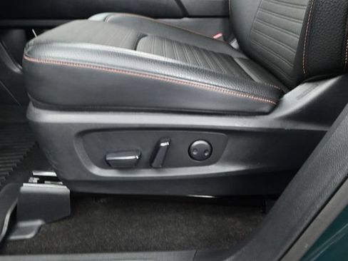 Used 2025 Nissan Pathfinder Rock Creek AWD/4WD image 12