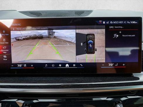 New 2026 BMW X5 M60i w/ Climate Comfort Package image 17