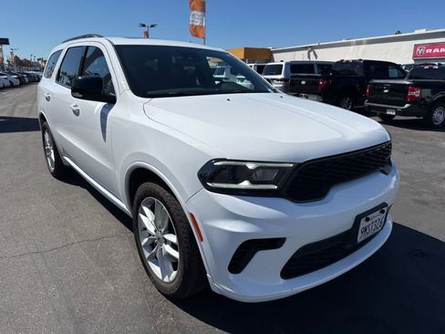 Used 2024 Dodge Durango GT RWD image 8