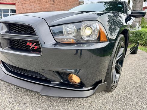 Used 2014 Dodge Charger R/T RWD image 13